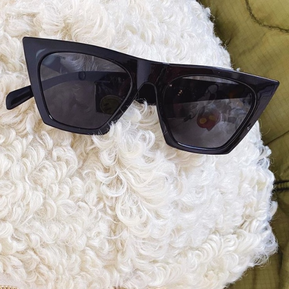 CAT EYE Sunglasses